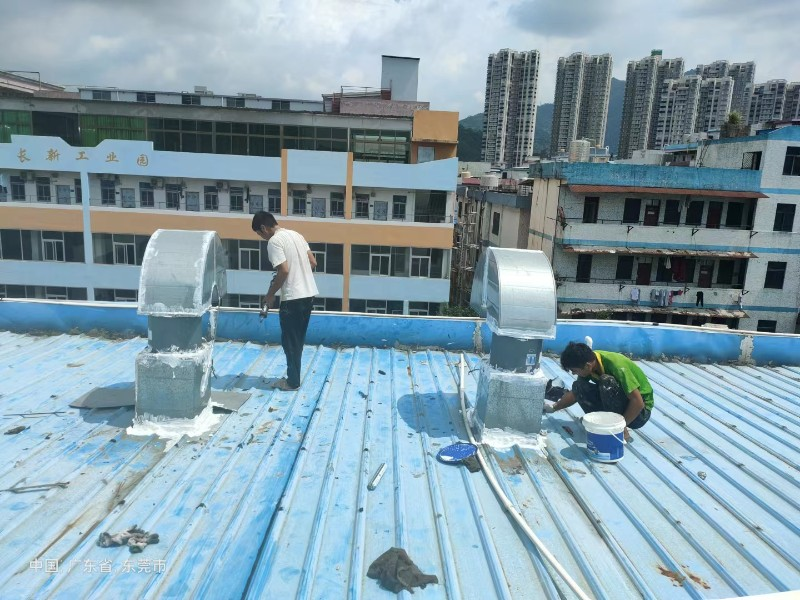 总口管理区钢结构屋面涂料维修方法